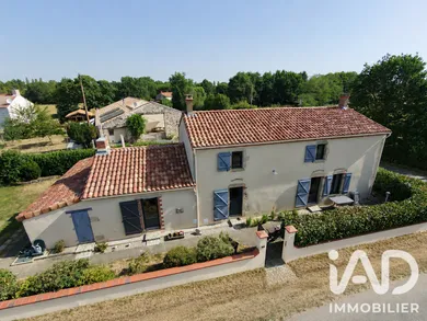 House in Le Girouard (85150)