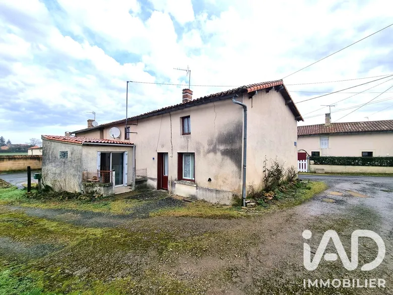 Maison 2 pièces 64 m² · à Thénezay · 64 m² · 32 500 €