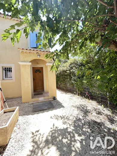 Traditional house in Entraigues-sur-la-Sorgue (84320)