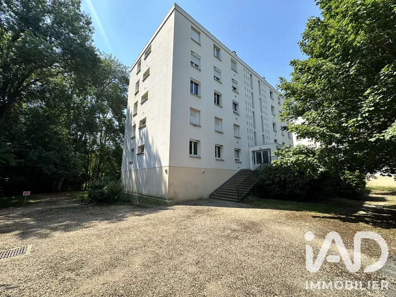Appartement 5 pièces 94 m² · à Poitiers · 94 m² · 175 000 €