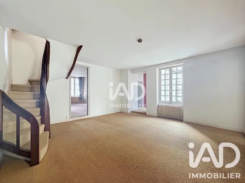 Immeuble 187 m² · à L'Aigle · 187 m² · 169 000 €