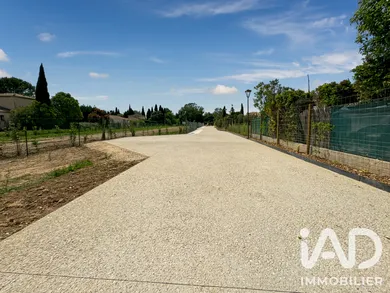 Building plot in Fontvieille (13990)