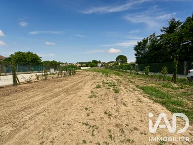 Building plot in Fontvieille (13990)