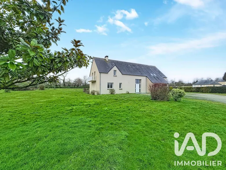 Maison 7 pièces 211 m² · à Picauville · 211 m² · 294 000 €