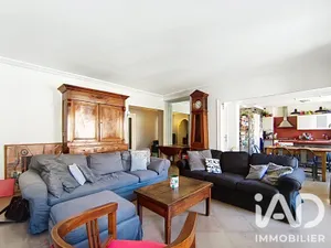 Apartment in Villeurbanne (69100)