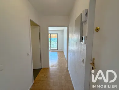 Apartment in Le Cannet (06110)