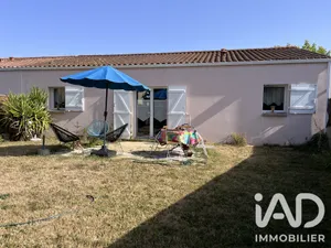 Townhouse in Grosbreuil (85440)
