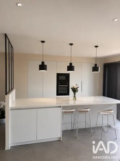 Townhouse in Montreuil-Juigné (49460)