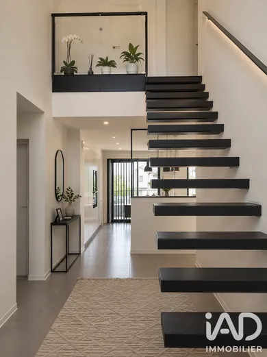 Townhouse in Montreuil-Juigné (49460)
