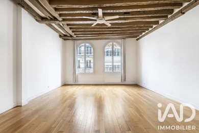 Apartment in Paris (75001)
