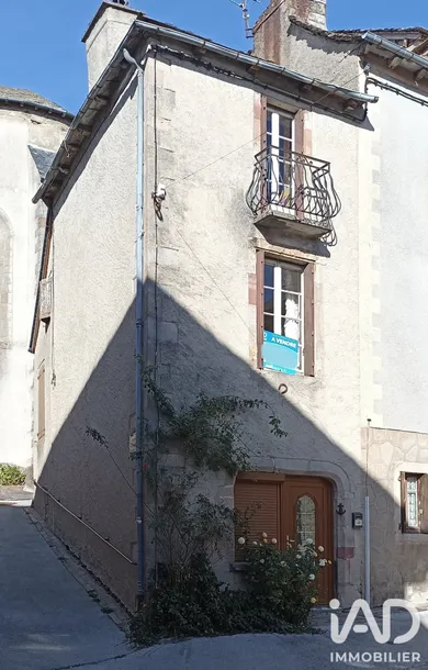 Maison à Salles-Curan (12410)
