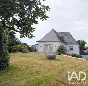 Maison à Carhaix-Plouguer (29270)