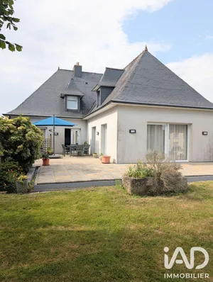 Maison à Carhaix-Plouguer (29270)