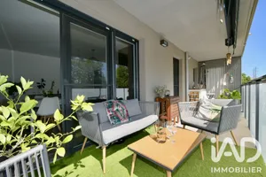 Apartment in Saint-Priest (69800)