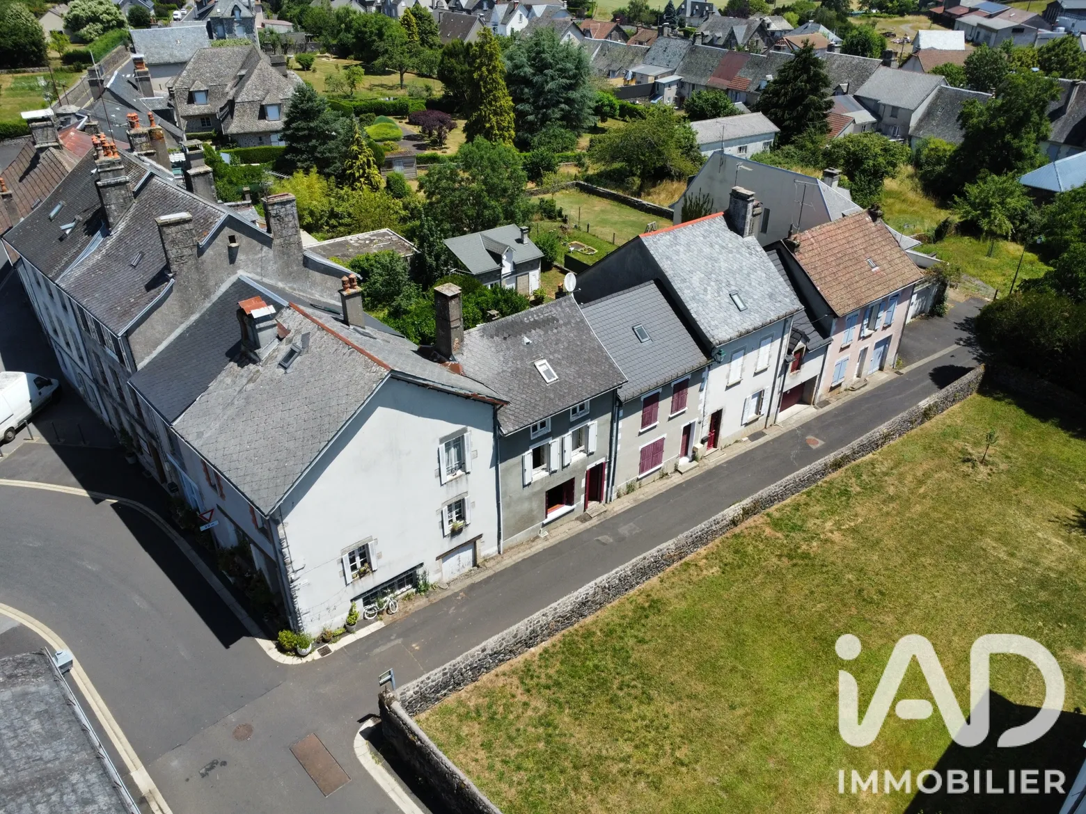 Vente maison à Pleaux (15700) : maison de ville 3 pièces 98 m² - 2043924 — 3