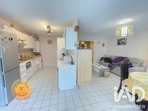 Apartment in Grenoble (38100)