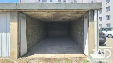 Garage in Grenoble (38100)