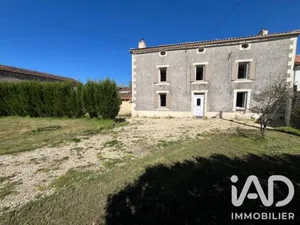Maison à Châtillon-sur-Thouet (79200)
