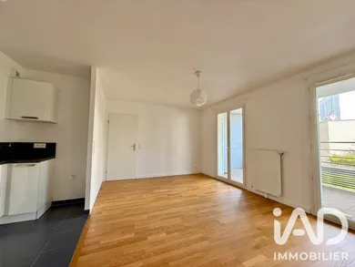 Apartment in Palaiseau (91120)