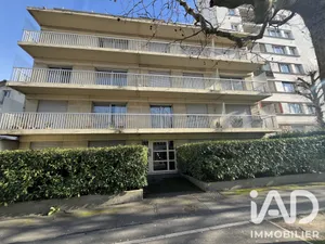 Apartment in Le Raincy (93340)