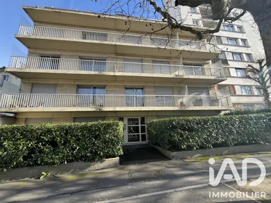 Apartment in Le Raincy (93340)