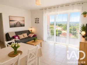 Appartement à L'Isle-d'Abeau (38080)