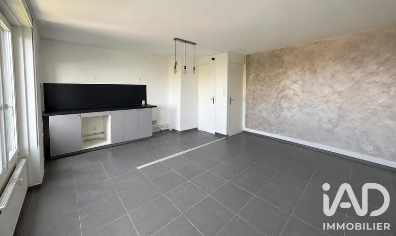 Vente appartement à Villeneuve-la-Garenne (92390) : appartement 3 pièces 71 m² - 2055840 — 8