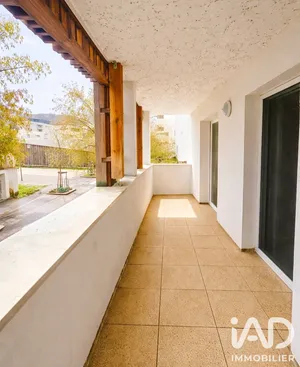 Apartment in Grenoble (38100)