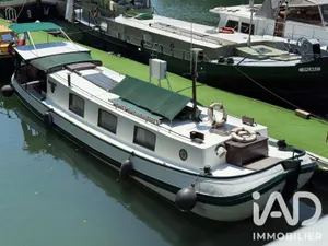 Péniche à Joinville-le-Pont (94340)