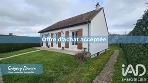 House in Bellegarde (45270)
