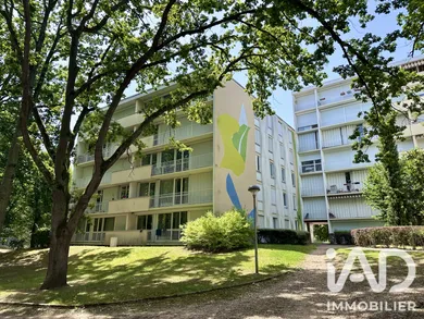 Appartement à Cergy (95000)