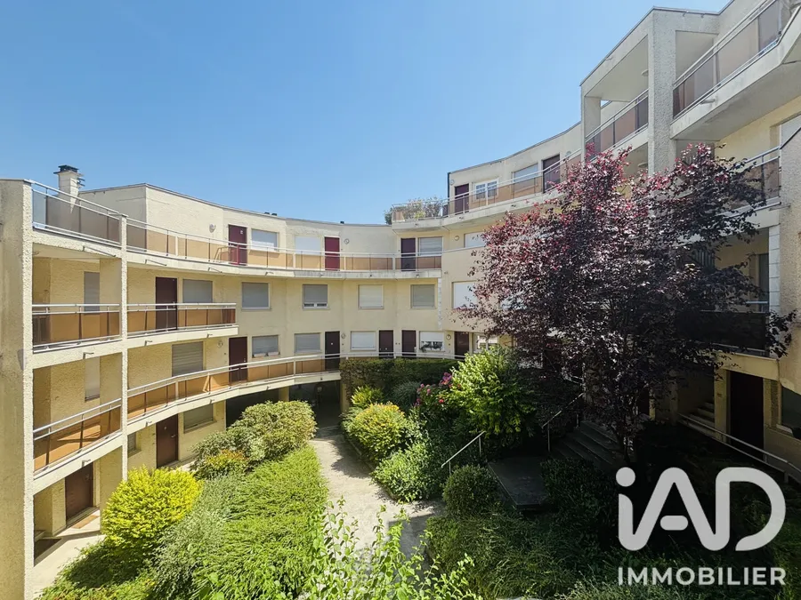 Appartement à Vaujours (93410) photo 2