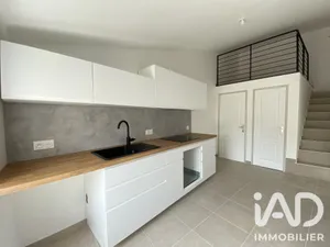 Duplex à Eyguières (13430)