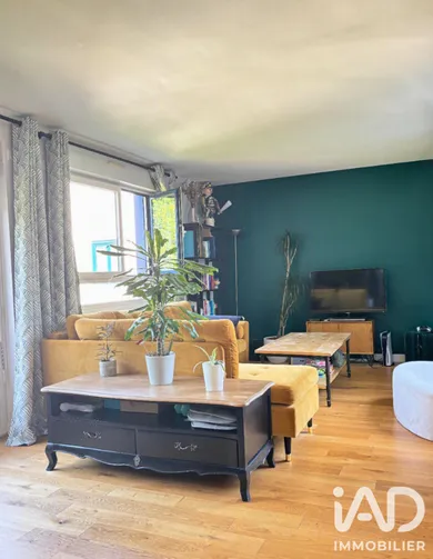 Apartment in Louveciennes (78430)