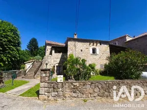 Village house in Saint-Genest-de-Beauzon (07230)