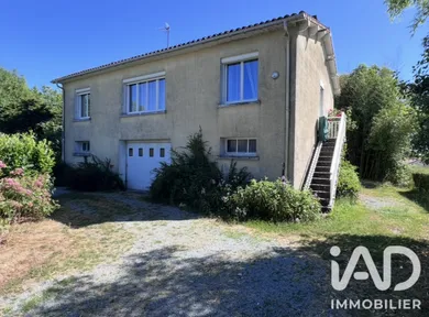 House in Pompaire (79200)