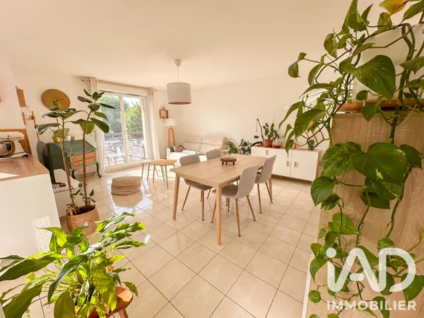 Appartement à Saint-Pierre-du-Perray (91280) photo 2