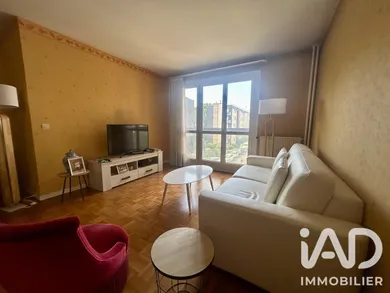 Appartement à Le Bourget (93350)