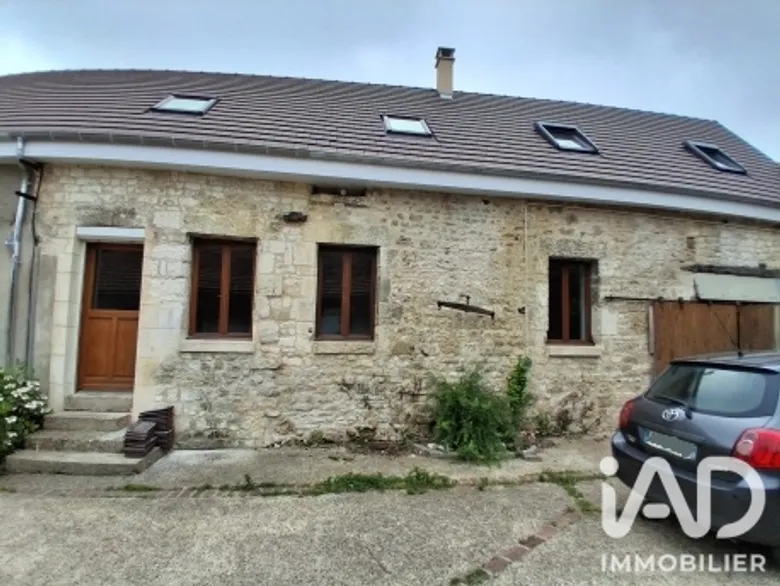 Appartement 4 pièces 81 m² · à Maimbeville · 80,9 m² · 650 €