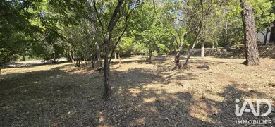 Terrain à bâtir à Néoules (83136)