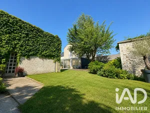 Maison traditionnelle à Écrosnes (28320)