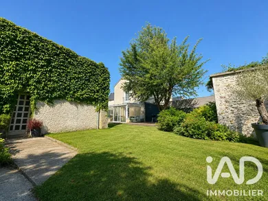 Maison traditionnelle à Écrosnes (28320)
