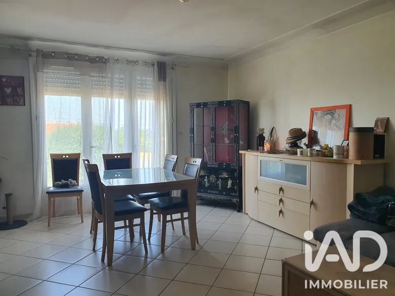 Maison 5 pièces 93 m² · à Essarts-en-Bocage · 93 m² · 178 000 €