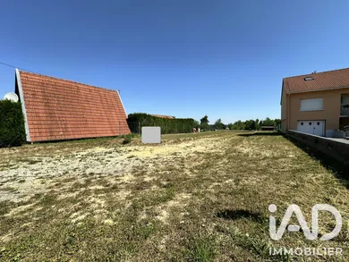 Terrain à bâtir à Hartzviller (57870)