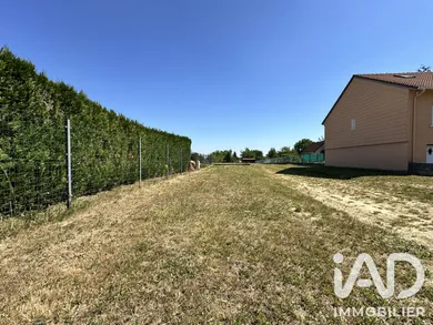 Terrain à bâtir à Hartzviller (57870)