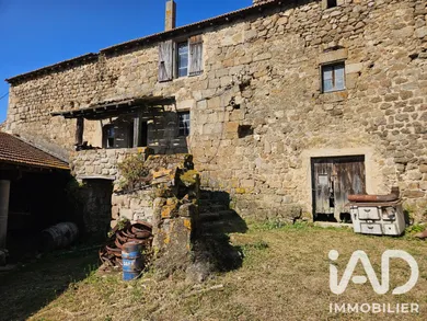 Ferme à Saint-Victor (07410)