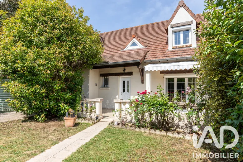 Maison 7 pièces 142 m² · à Viry-Châtillon · 141,9 m² · 389 000 €