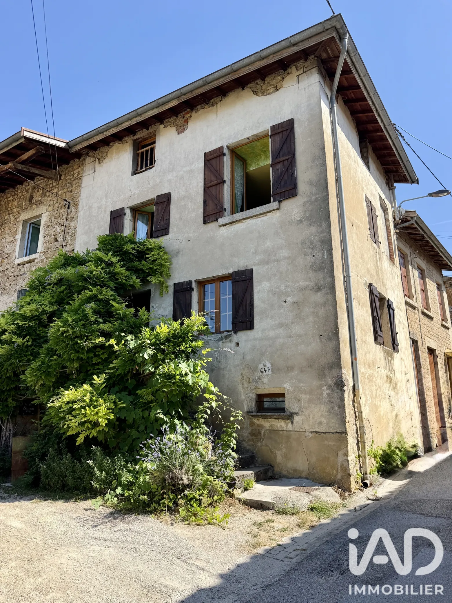 Vente maison à Saint-Jean-le-Vieux (01640) : maison de village 3 pièces 80 m² - 2058407 — 2