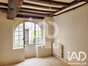 Townhouse in Montluçon (03100)