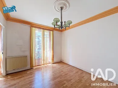 Apartment in Saint-Denis (93200)